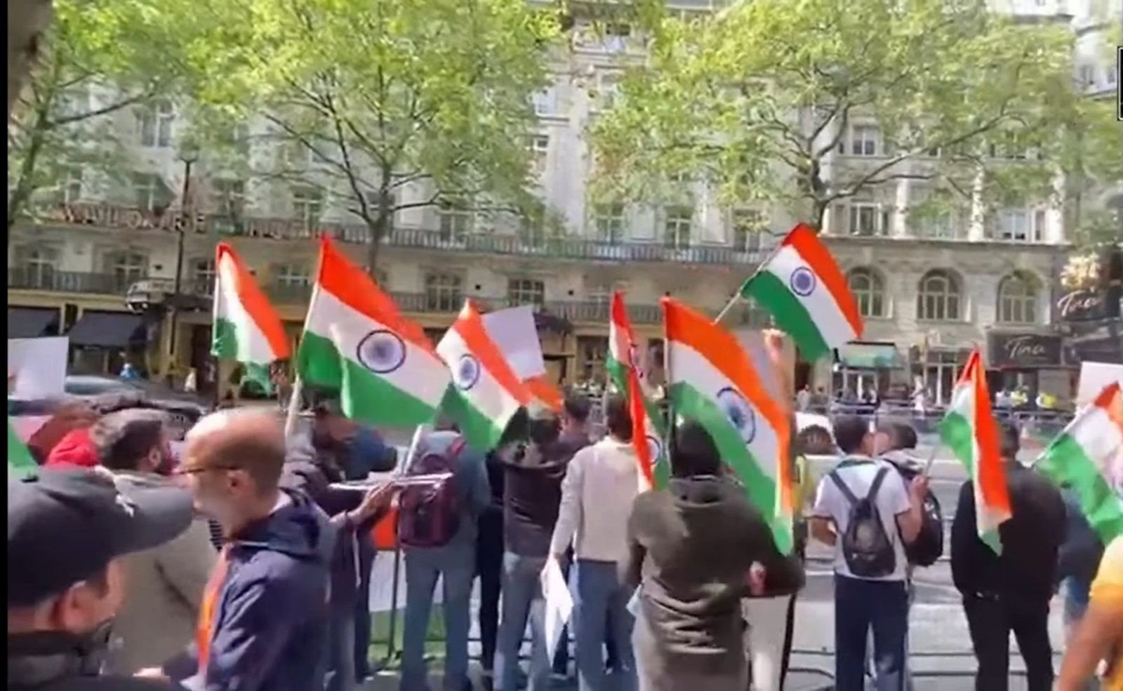 Indian diaspora protests in London against Pakistan