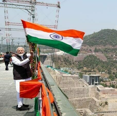 Tricolour flies, Chenab Rail Bridge