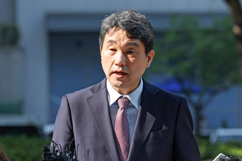 Lee Ju-ho, South Korea's new acting president